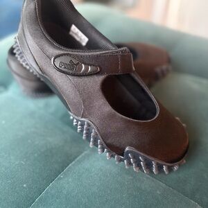 Puma Women's Black Athletic Mary Jane Shoes